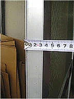 基本的な扉の厚みの測り方